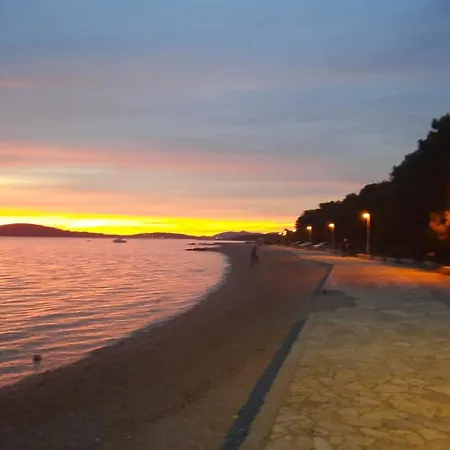 Oleander Adria Апартаменты Ядрия